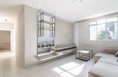 Para venda ou locação, 3 quartos com armários, reformado e amplo