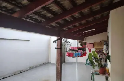 Casa com 3 dormitórios à venda, 210 m² por r$ 680.000,00 - santa mônica - uberlândia/mg