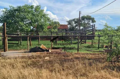 Sítio com 2 dormitórios à venda, 270000 m² por r$ 700.000,00 - camargo - ituiutaba/mg