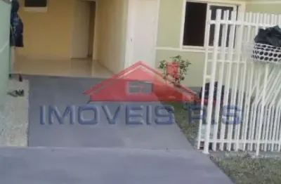 Lindos sobrados apenas 5 minutos do parque cachoeira bairro santa regina-araucária-paraná