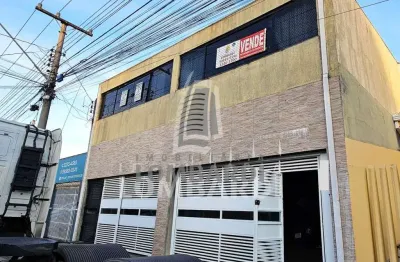 Sobrado com 3 quartos  à venda, 300.00 m2 por r$880000.00  - sitio cercado - curitiba/pr