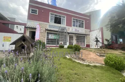 Loja comercial reformada em localização privilegiada – umbará