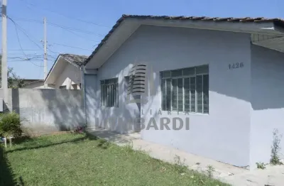 Casa com 2 quartos para alugar na Rua Marechal Octávio Saldanha Mazza, Capão Raso, Curitiba