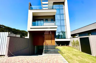 Sobrado triplex de luxo no condomínio life garden weekend – aristocrata, são josé dos pinhais/pr