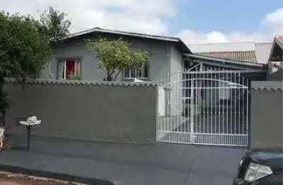 Casa a venda com 287 m² (4 dormt.) no itapoa, londrina/pr.