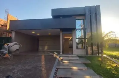 Excelente casa no condomínio bella vitta de 250 m² a venda (3 dormts. e 1 suíte), pronta pra morar.