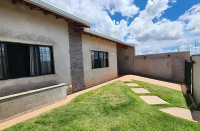 Casa com 3 quartos à venda na Rua Pedro Fertonani Jardim Verona, 150, Jacutinga, Londrina