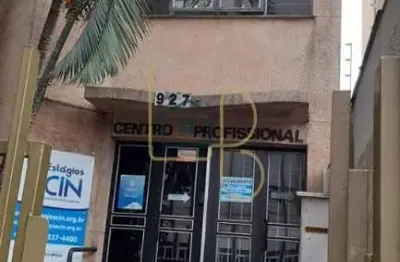 Sala comercial na região central | 30 m² | aceita permuta por terreno.