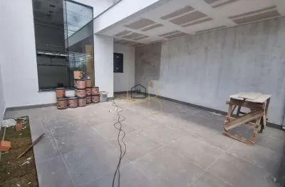 Casa a venda na região leste com 03 dormits. (sendo 1 suíte) | 144 m² | Obras em finalização. A