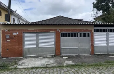 Casa com 3 quartos para alugar na Rua Olavo Bilac, 110, Parque Estuário (Vicente de Carvalho), Guarujá