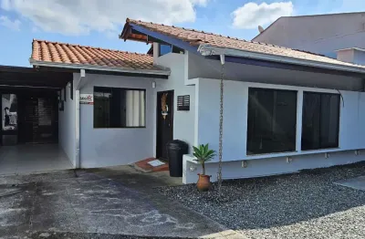 Vendo casa alvenaria  1 suite mais 2 dormitórios no bairro floresta, joinville-sc