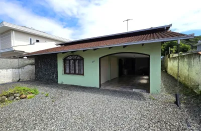 Casa alvenaria 3 quartos, 2 bwcs, 2 garagens, bairro íririu, joinville