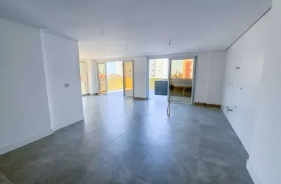 Apartamento Para Vender com 03 quartos 03 suítes no bairro Centro em Guaratuba