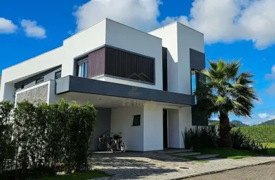 Casa à venda, 2 suítes, 4 demi-suítes, em condomínio, bairro da Barra, Balneário Camboriú-SC