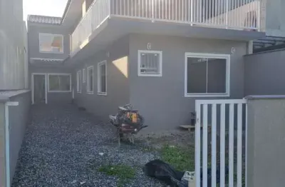Sobrado reformado à venda, à 150m da praia itapema do saí, em itapoá sc, com terraço gourmet.