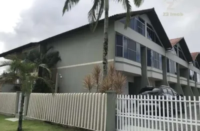 Sobrado à venda, 150m do mar, em condomínio fechado no volta ao mundo, itapoá sc