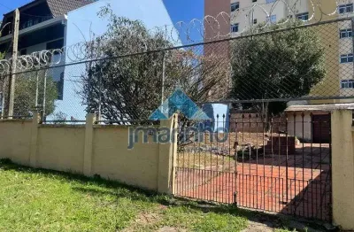 Terreno zr4 com 294 m² no água verde - curitiba - pr - ref. 8697