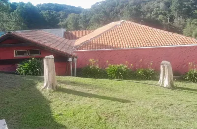 Linda chacara no jardim boa vista iv em campo magro com casa nova ampla para moradia ou negócios