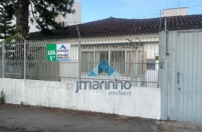 Casa com 3 quartos para alugar na Rua Elesbão Pinto da Luz, 297, Jardim Atlântico, Florianópolis