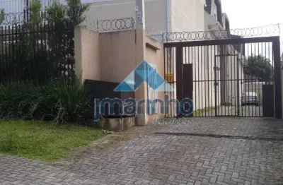 Sobrado Triplex com 4 Dormitórios para Locação – Barreirinha