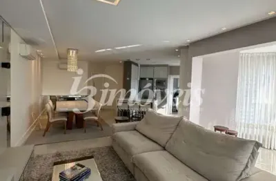 Apartamento totalmente mobiliado, equipado e decorado para aluguel anual, com ótima localização no centro em balneário camboriú /sc no condomínio portinax residences | rv