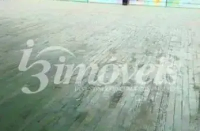 Perfeito para a sua empresa, são 4 salas no 2º andar para locação na praia brava- itajaí/sc com grande visibilidade de quem passa.