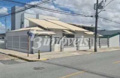 Casa com piscina à venda, 4 quartos sendo 1 suíte, 2 vagas, bairro cordeiros, itajaí-sc