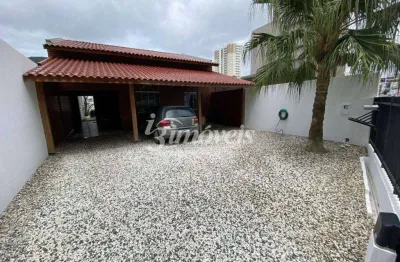 Casa à venda, 2 quartos sendo 1 suíte, 4 vagas, bairro fazenda, itajaí-sc