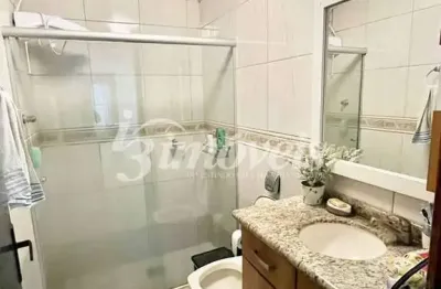 Casa não averbada, com 2 quartos, 2 vagas, piscina e sala comercial (já locada), no bairro são vicente, itajaí sc