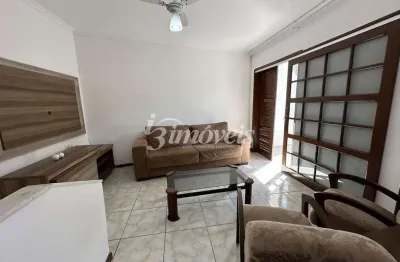 Sobrado para locação anual mobiliada, com 3 quartos (sendo uma suíte), 1 vaga de garagem, no bairro centro, itajaí -sc