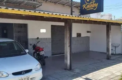 Casa semimobiliada à venda, 2 quartos sendo 1 suíte, 2 vagas, bairro cordeiros, itajaí-sc