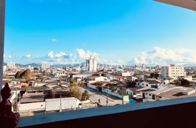 Apartamento semimobiliado à venda, 2 quartos, 1 vaga, edifício residencial vivaz, bairro são vicente, itajaí-sc