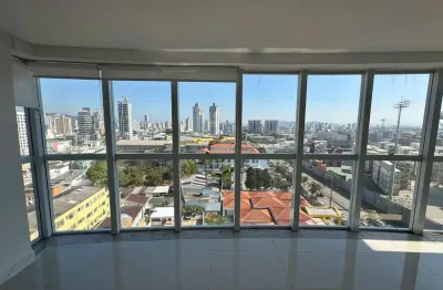 Sala comercial para locação anual, 42,10m² privativos, no centro de itajaí-sc