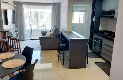 Apartamento mobiliado para locação, 2 suítes, 1 vaga, edifício residencial lago di garda, bairro fazenda, itajaí-sc