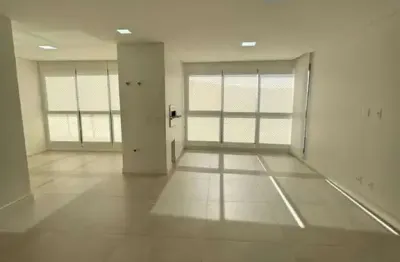 Apartamento para locação anual semimobiliado, com 3 suítes, 2 vagas de garagem privativas, home square residence, no bairro centro, balneário camboriú-sc