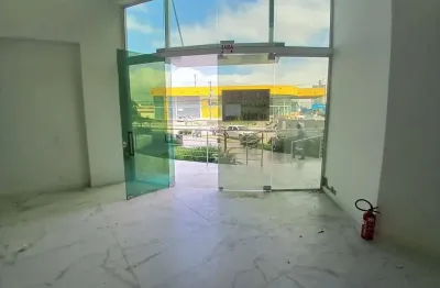 Loja comercial para locação anual, 121m² privativa, com mezanino, bairro dom bosco, itajaí-sc.