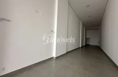 Sala / loja, para locação anual, 104,78m², bairro canto da praia, porto belo-sc, com grande visibilidade de quem passa.