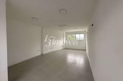 Sala para locação anual em edifício comercial na barra norte em balneário camboriu/sc