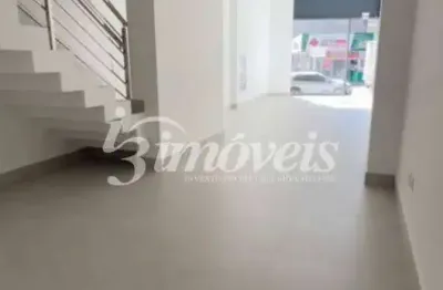Excelente sala comercial para aluguel anual com ótima localização no bairro centro em itapema /sc