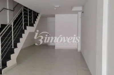 Linda sala comercial para aluguel anual com ótima localização no bairro meia praia em itapema /sc