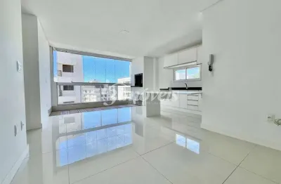 Apartamento semimobiliado para locação, 2 quartos sendo 1 suíte, 2 vagas de garagem, residencial porto januária, bairro fazenda, itajaí-sc