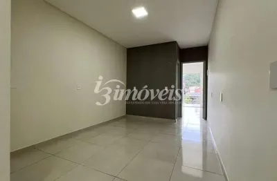 Sala comercial para locação anual, 45m² privativos, no dom bosco de itajaí-sc