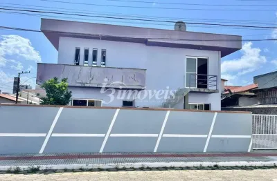 Casa semimobiliada para locação, com 2 quartos sendo 1 suíte, 1 vaga de garagem, bairro são judas, itajaí sc