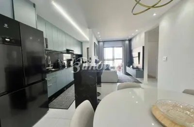 Apartamento mobiliado à venda, 3 quartos sendo 1 suíte, 2 vagas de garagem, Residencial Maggiore, Bairro Vila Operária, Itajaí - SC