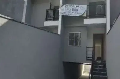 Casa sobrado a venda com 3 dormitorios, 4 vagas de garagem, 3 banheiros na cidade lider.