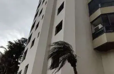 Imovel bem localizado, com toda a melhor infraestrutura de sao paulo, no tradicional bairro da vila mariana, e facil acesso a rua vergueiro, estacao do metro ana rosa .  o imovel e na cobertura, com u