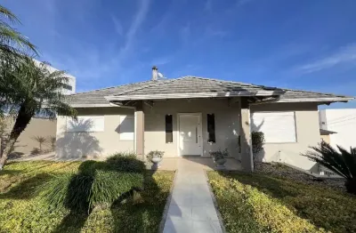 Casa com 4 quartos à venda na rua israel - d, 832, santa maria, chapecó por r$ 3.195.000