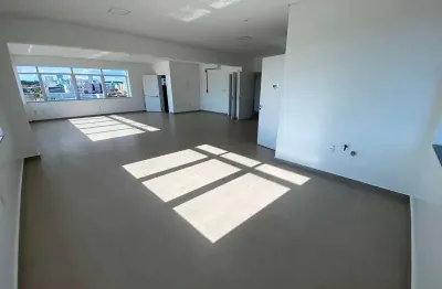 Sala comercial para alugar na maravilha, 89, efapi, chapecó por r$ 2.730