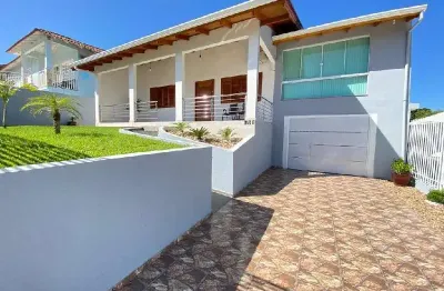 Casa com 3 quartos à venda na jardim europa, 1116, presidente médici, chapecó por r$ 1.400.000