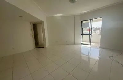 Apartamento com 3 quartos para alugar na avenida getúlio dorneles vargas - n, 34, centro, chapecó por r$ 3.015